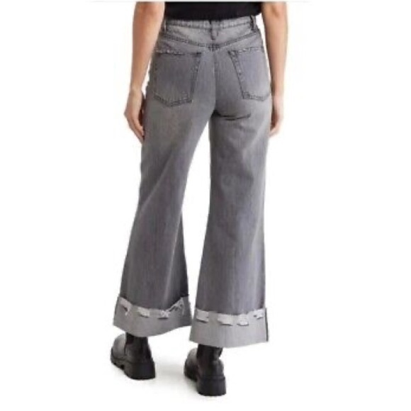 Alice + Olivia Amazing Distressed High Waist Raw Cuffed Boyfriend Jean - Picture 3 of 13